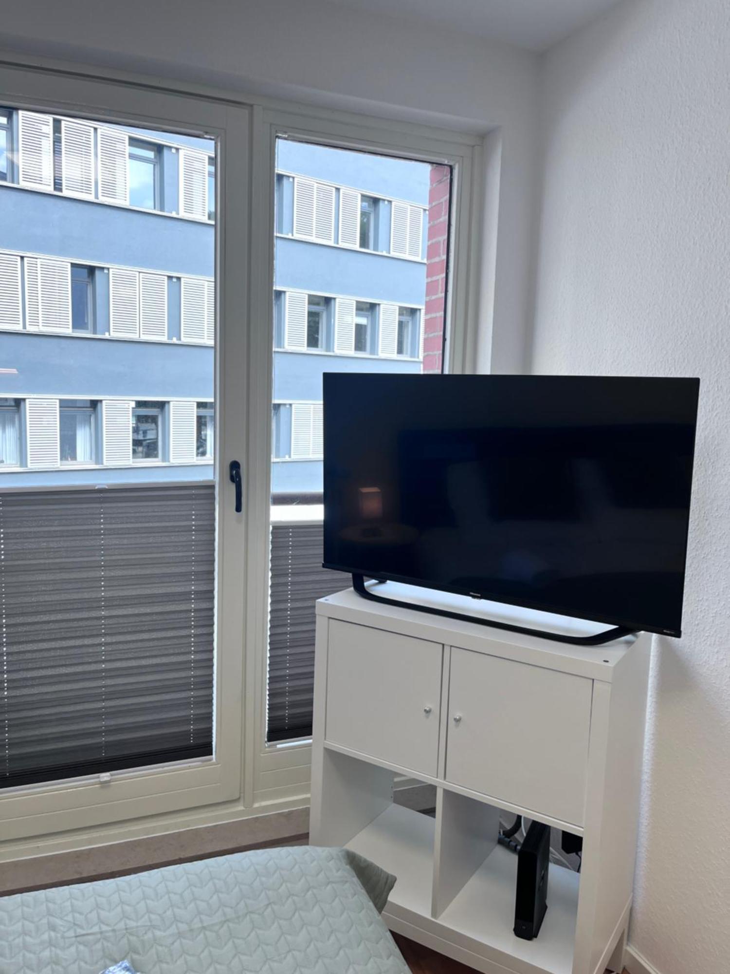 Apartment An Der Schlachte-bremen City-boxspringbett -free Parking