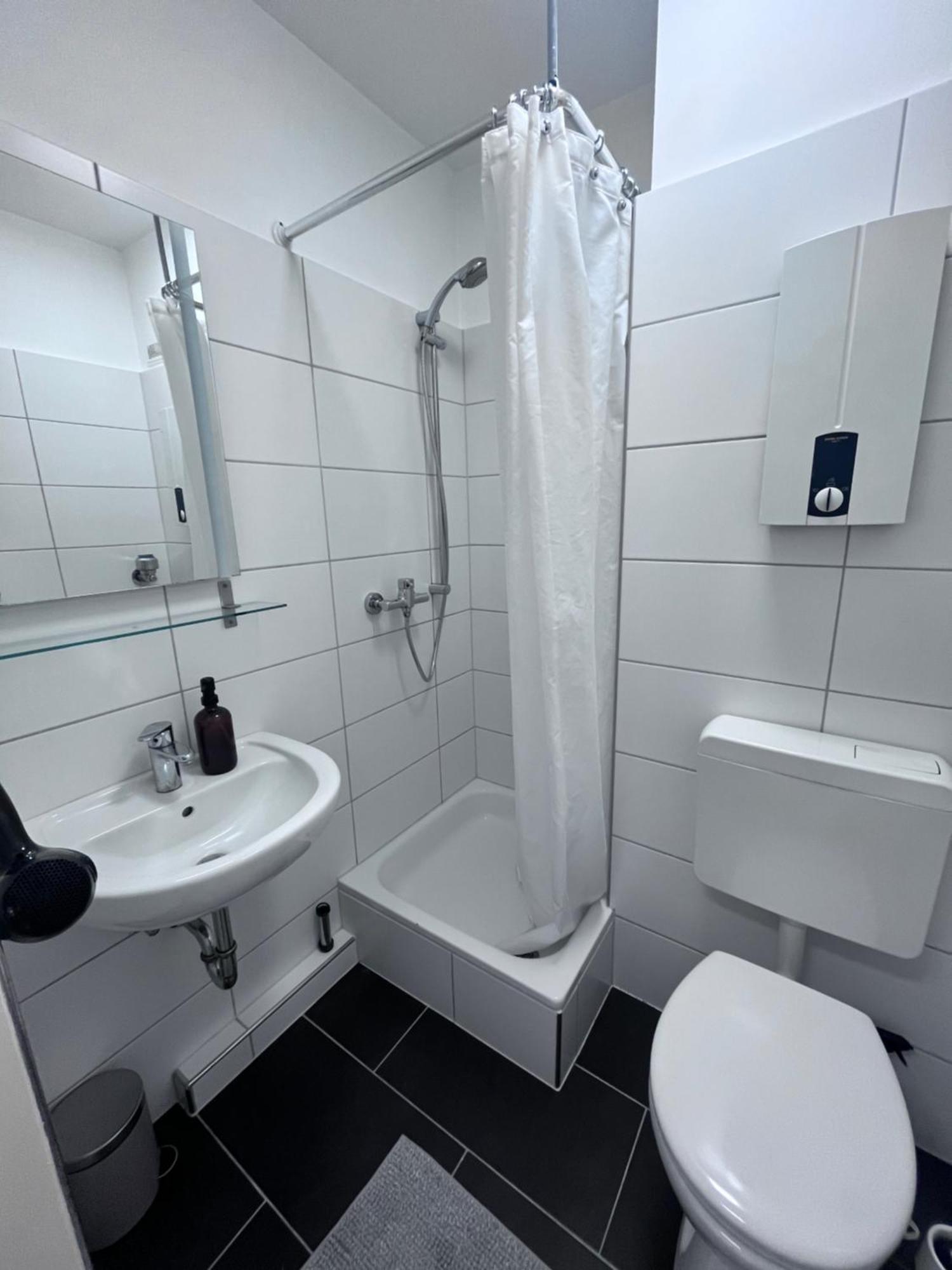 Appartement An Der Schlachte-bremen City-boxspringbett -free Parking